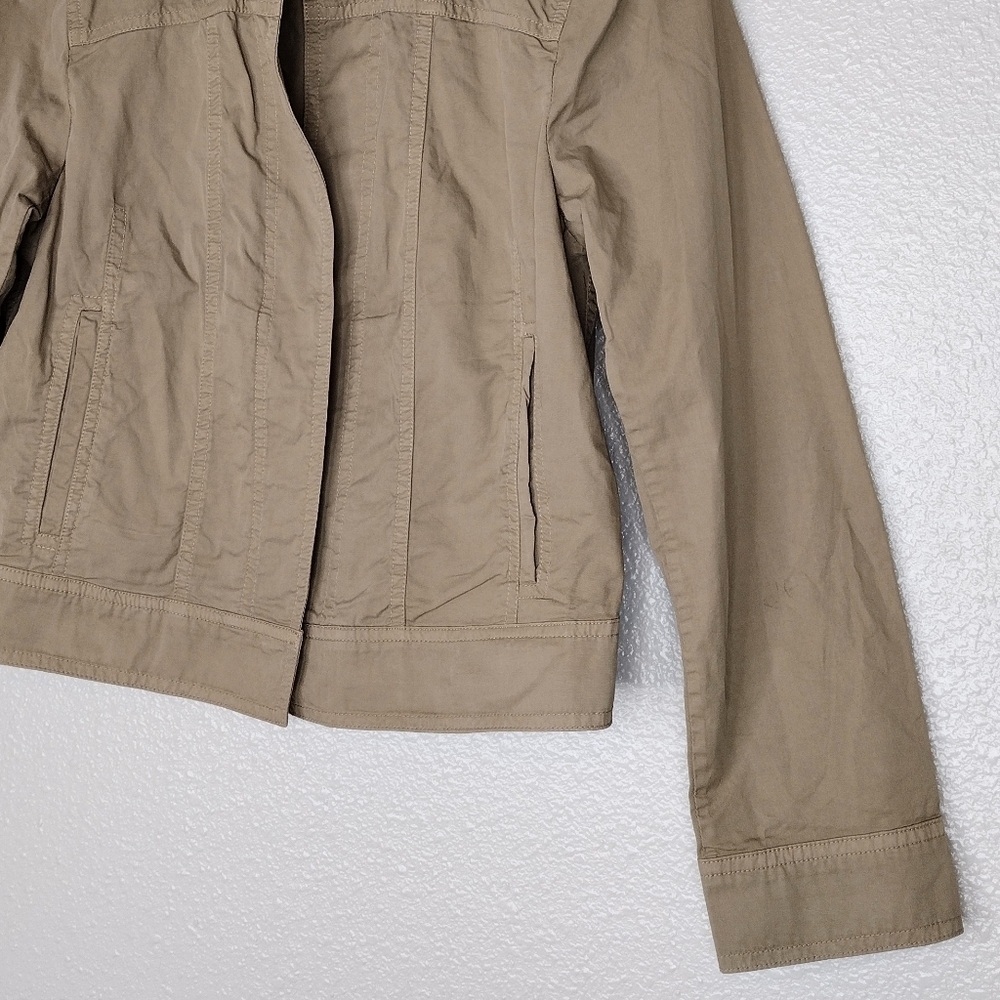 Theory Khaki Button-Down Jacket - Picture 10 of 15